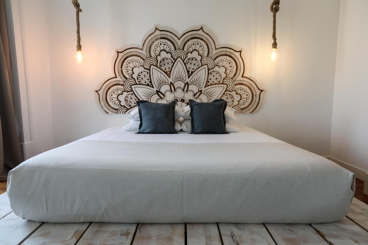 The Saints Suites Lisbon Bagian luar foto